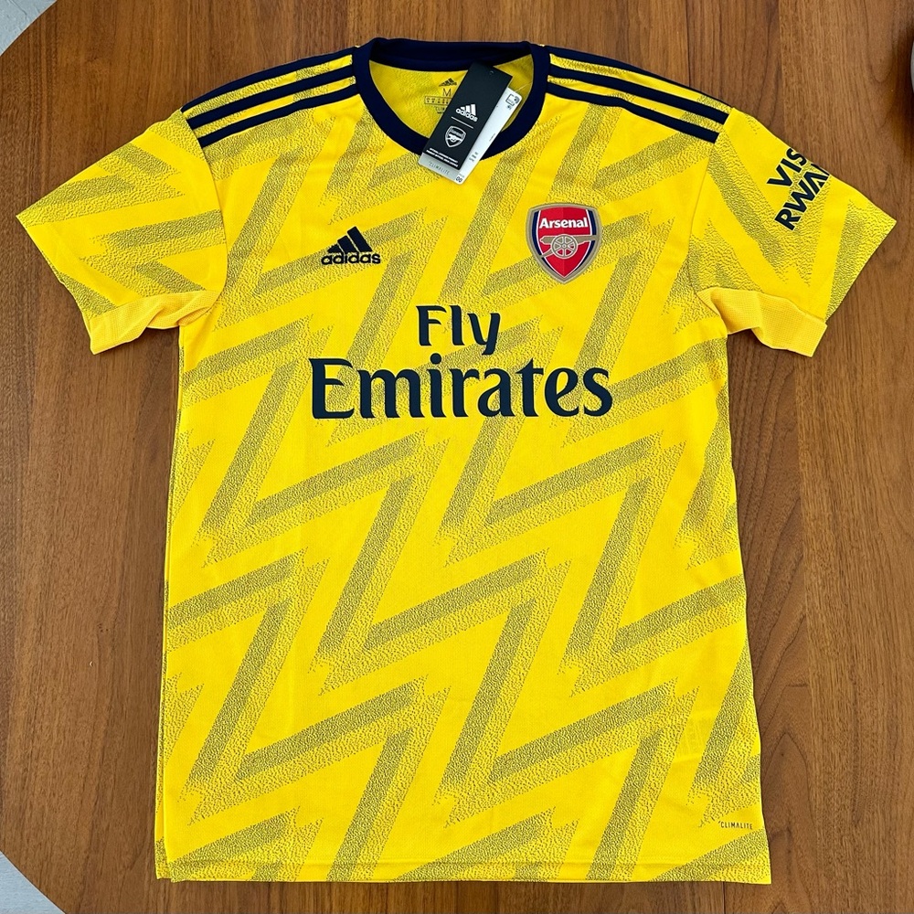 NEW Arsenal FC Bruised Banana Adidas Jersey Medium 2019/20